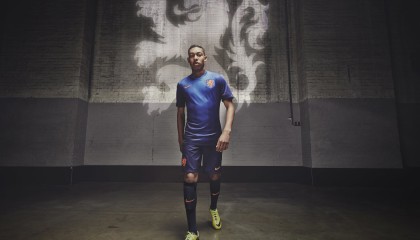 开云 kering 集团-谷爱凌再获金牌自由式滑雪完美落地，中国自由式滑雪运动员谷爱凌报到