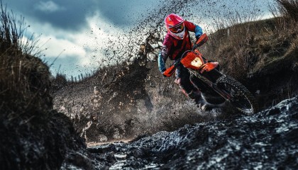 开云电子-达里尔·基：凭借超凡的防守和极强的爆发力，他成为全黑队的后防保障